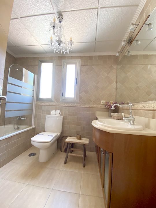 BUNGALOW CON LICENCIA TURÍSTICA