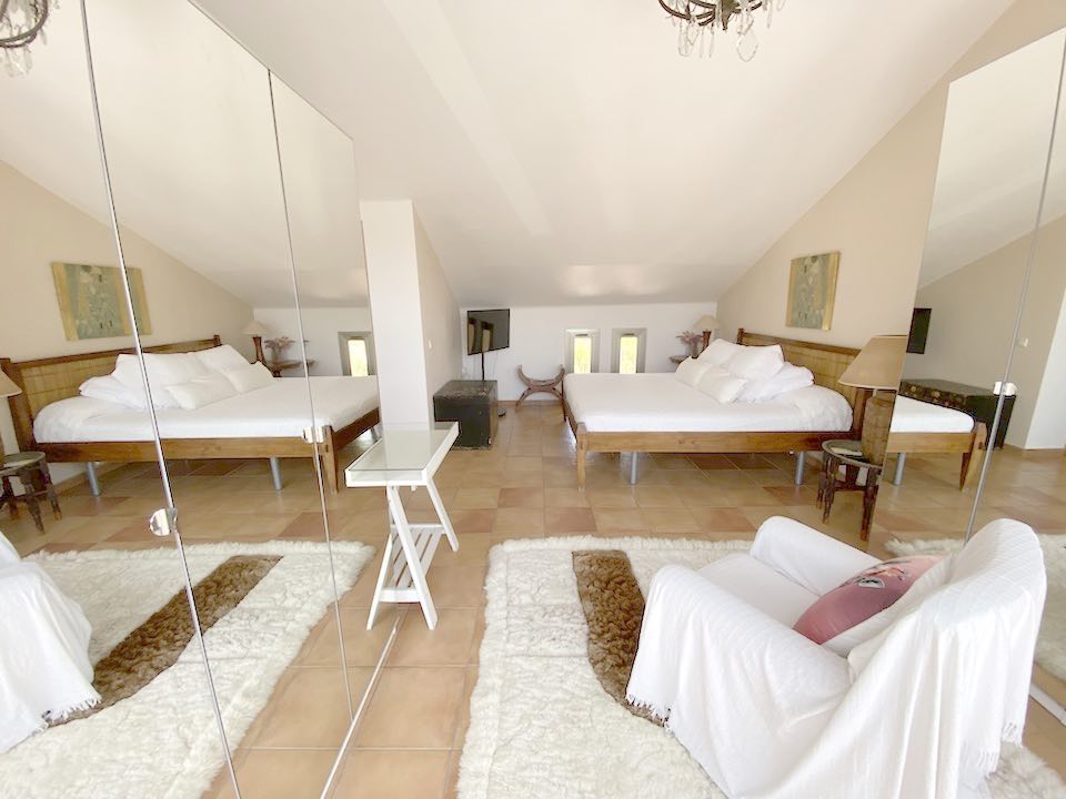 BUNGALOW CON LICENCIA TURÍSTICA