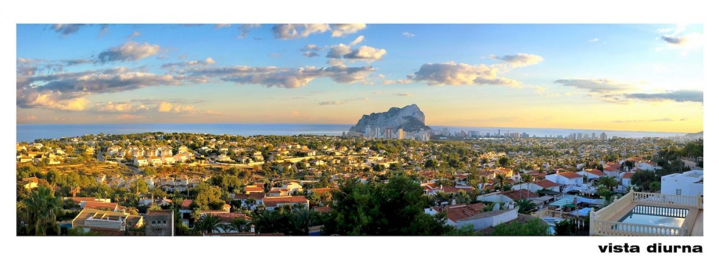 VILLA IN CALPE WITH STUNNING VIEWS