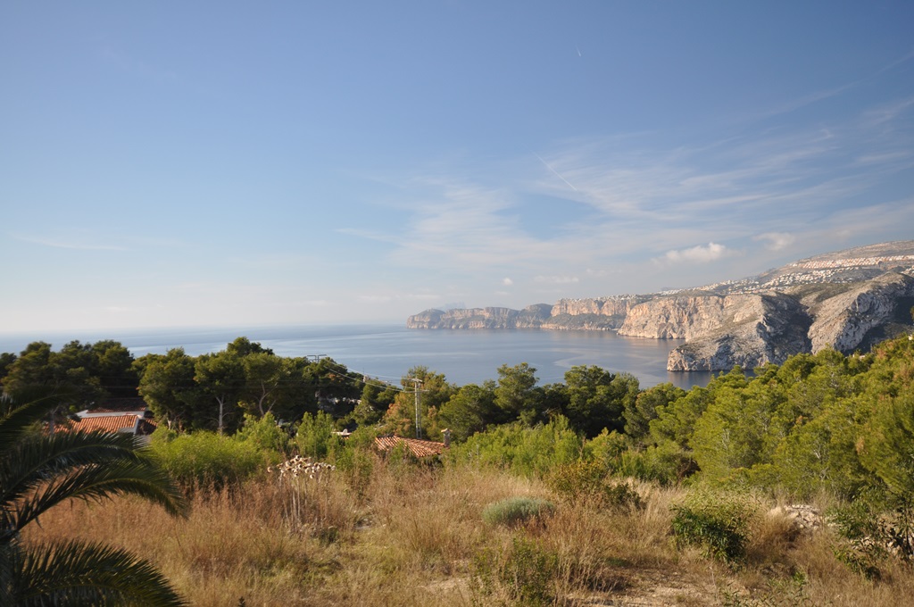LAND IN JAVEA WITH INCREDIBLE SEA VIEWS